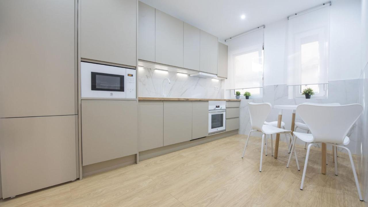 Apartamentos Boutique Puerta De Reyes Toledo Exteriör bild